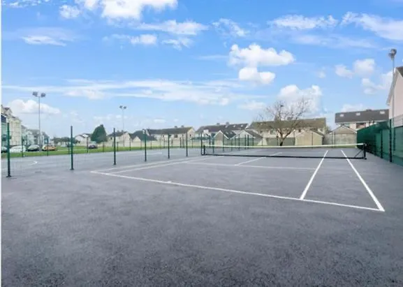 No. 50 Gleann Na Ri Apartments, Remore, *