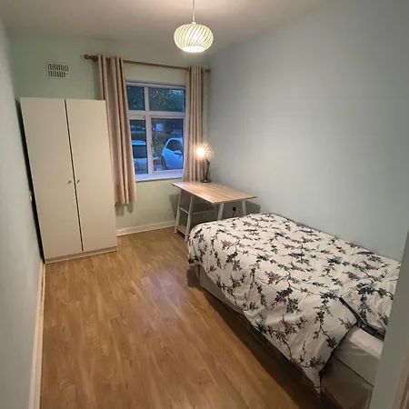 No. 50 Gleann Na Ri Apartments, Remore, Апартаменты Голуэй